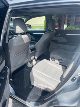 Used 2015 Toyota Highlander XLE image 11