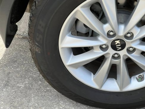 Used 2019 Kia Sorento L image 9