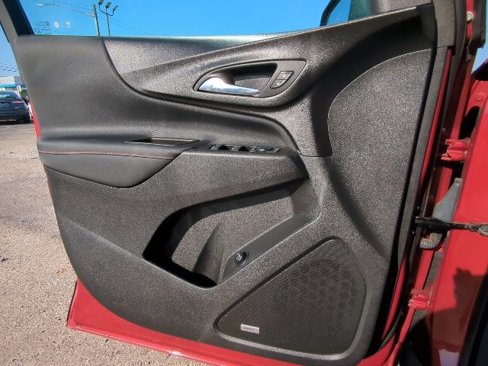 Used 2023 Chevrolet Equinox RS w/ RS Leather Package image 13