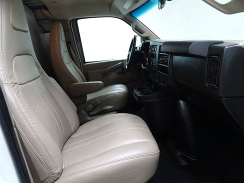 Used 2020 Chevrolet Express 2500 w/ Driver Convenience Package image 34