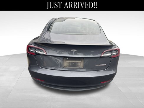 Used 2019 Tesla Model 3 Performance image 5