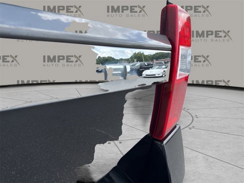 Used 2017 Ford Expedition EL XLT image 29
