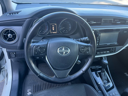 Used 2016 Scion iM image 10