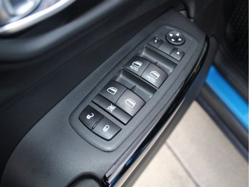 Certified 2020 Jeep Cherokee Latitude Plus image 10