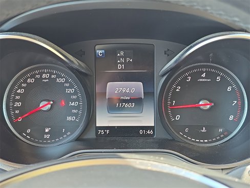 Used 2018 Mercedes-Benz GLC 300 4MATIC image 16
