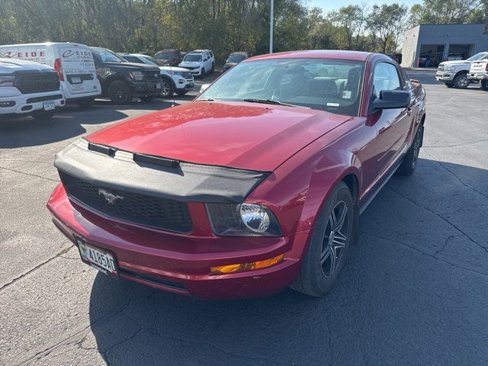 Used 2007 Ford Mustang Premium image 4