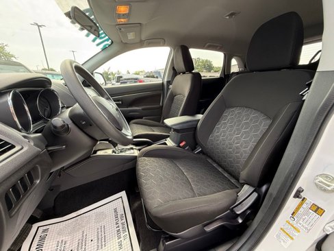 Used 2020 Mitsubishi Outlander Sport ES image 11