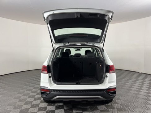 Used 2022 Volkswagen Taos S image 45