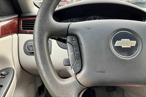 Used 2007 Chevrolet Impala LT image 22