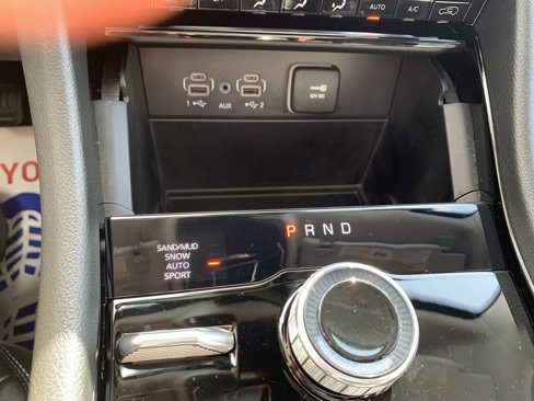 Used 2023 Jeep Grand Cherokee Limited image 18
