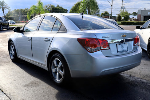 Used 2013 Chevrolet Cruze LT image 3