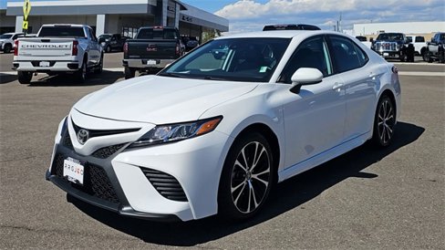 Used 2020 Toyota Camry SE image 4