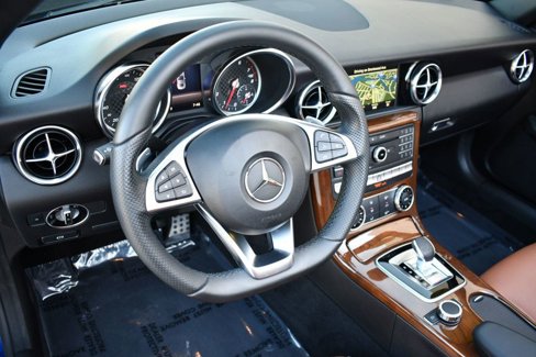 Used 2017 Mercedes-Benz SLC 300 image 12