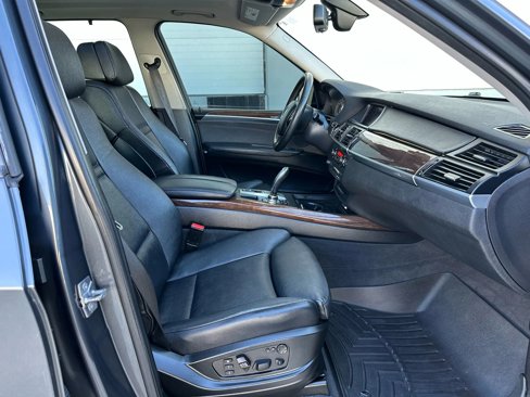 Used 2012 BMW X5 xDrive35d image 16