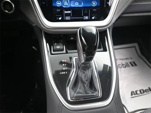 Used 2022 Subaru Outback Premium image 13