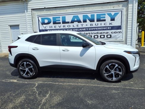 Certified 2025 Chevrolet Trax RS image 24