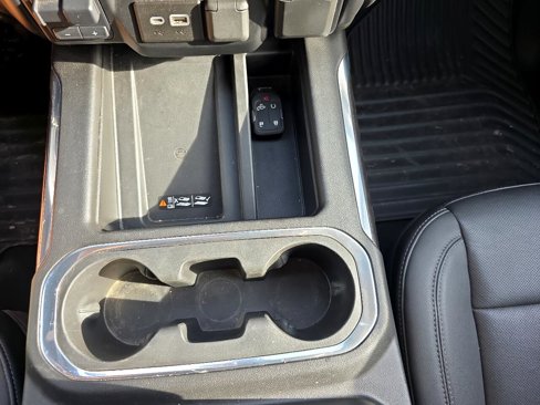 Used 2021 Chevrolet Silverado 2500 LTZ w/ LTZ Premium Package image 35