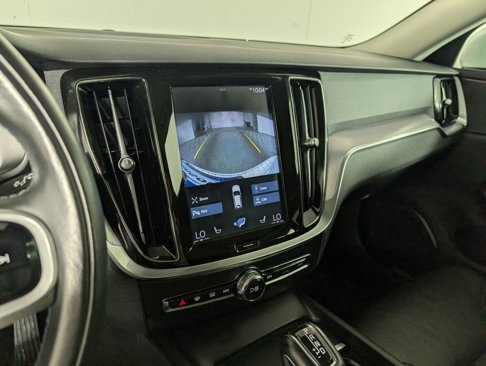 Used 2020 Volvo V60 T5 Cross Country w/ Protection Package Premier image 23