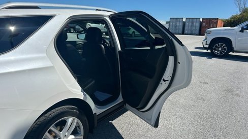 Used 2019 Chevrolet Equinox Premier image 38