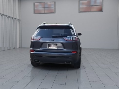 Used 2020 Jeep Cherokee High Altitude image 3