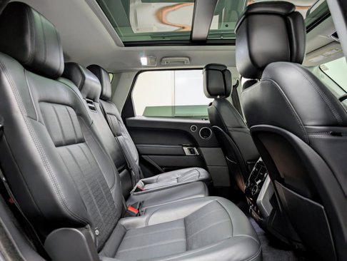 Used 2019 Land Rover Range Rover Sport HSE Dynamic image 29