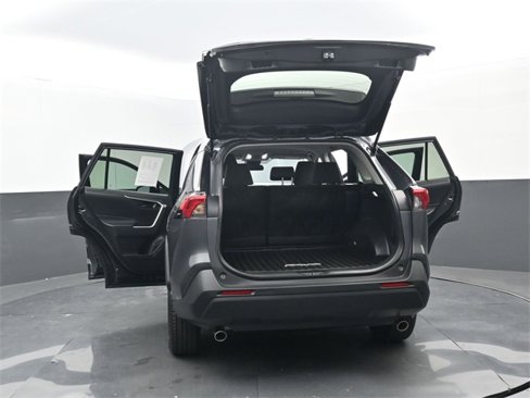 Used 2023 Toyota RAV4 LE image 34