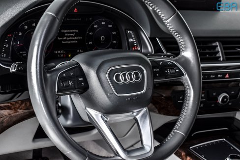 Used 2017 Audi Q7 3.0T Premium Plus w/ Premium Plus Package image 16