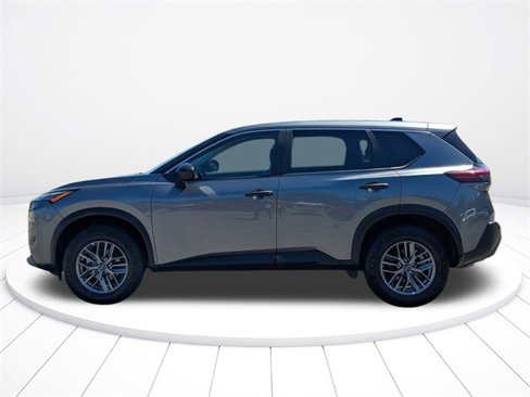 Used 2023 Nissan Rogue S image 6