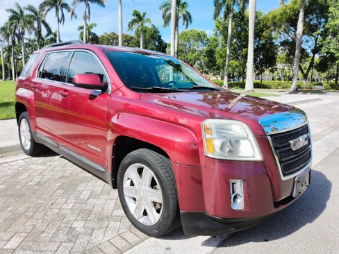 Used 2011 GMC Terrain SLT image 1