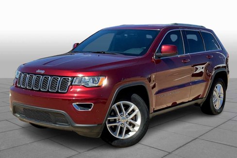 Used 2018 Jeep Grand Cherokee Laredo image 2