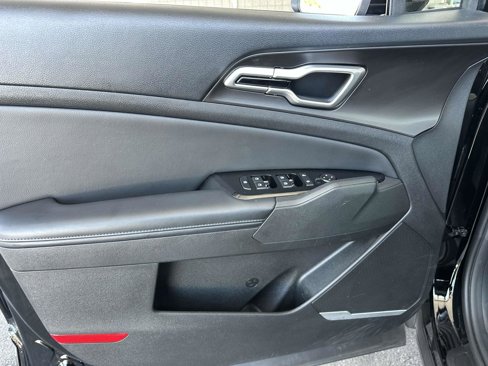 Used 2023 Kia Sportage EX image 15