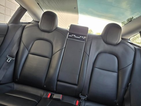 Used 2020 Tesla Model 3 Performance image 33