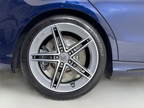 Used 2021 Mercedes-Benz C 63 AMG Sedan image 33