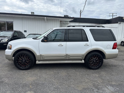 Used 2005 Ford Expedition Eddie Bauer image 3