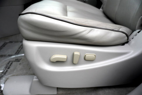 Used 2012 Nissan Quest SL w/ Bose Pkg image 27