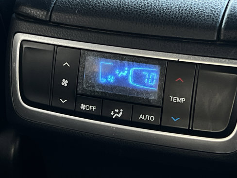 Used 2017 Toyota Highlander XLE image 20