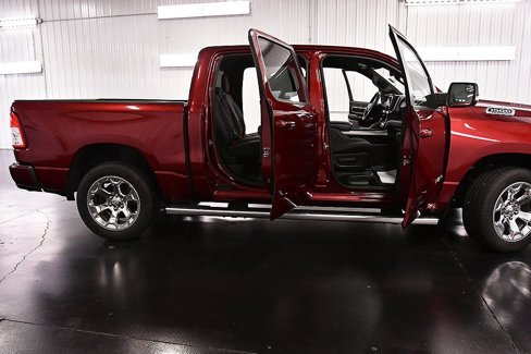 Used 2019 RAM 1500 Big Horn image 32