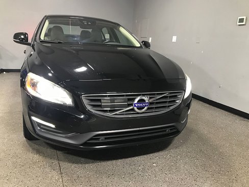 Used 2016 Volvo S60 T5 Inscription Platinum image 8