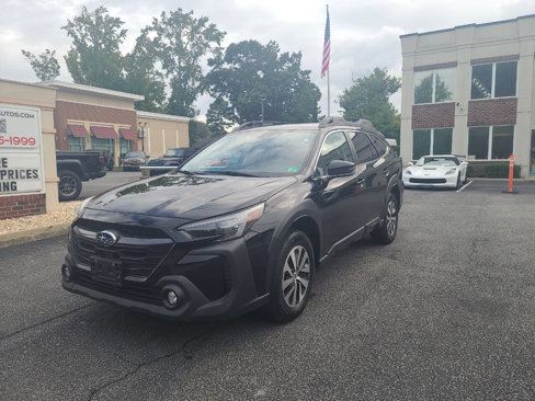 Used 2023 Subaru Outback Premium image 3