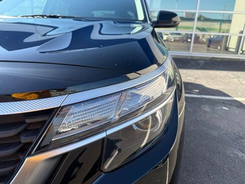 Used 2023 Kia Seltos LX image 11