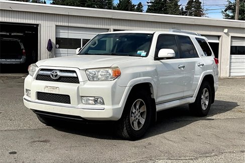 Used 2011 Toyota 4Runner SR5 image 2