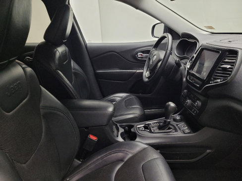 Used 2019 Jeep Cherokee Limited image 21