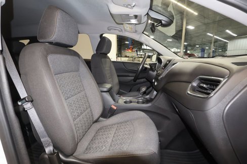 Certified 2024 Chevrolet Equinox LT w/ LPO, Floor Liner Package image 26