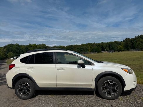 Used 2015 Subaru Crosstrek 2.0i Premium image 5