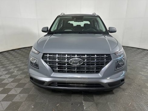 Used 2022 Hyundai Venue SEL w/ Cargo Package image 8