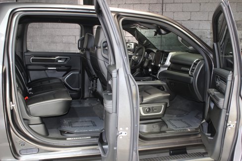 Used 2022 RAM 1500 Laramie w/ Sport Appearance Package image 27