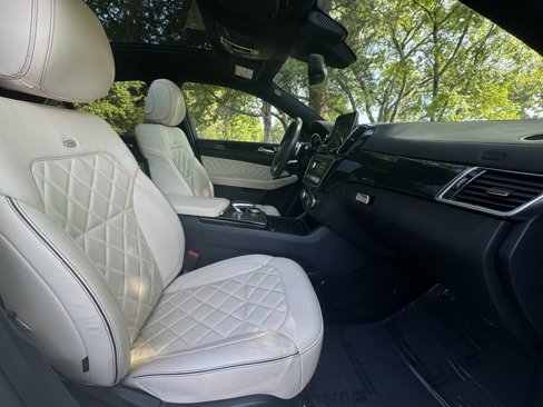 Used 2019 Mercedes-Benz GLE 43 AMG 4MATIC Coupe image 27