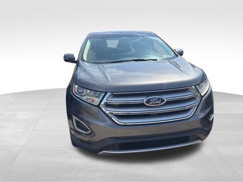 Used 2018 Ford Edge Titanium w/ Equipment Group 301A image 8