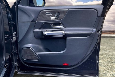 Used 2022 Mercedes-Benz GLB 250 image 26