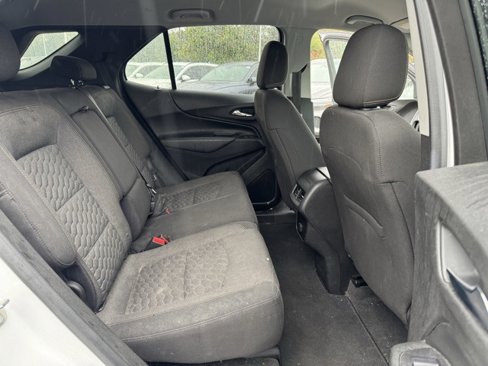 Used 2018 Chevrolet Equinox LT image 23